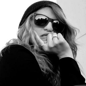 Meet your Posher, Sydney